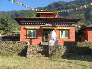 Gompa te Bhandar door Hans Lindhout gebouwd in 1997