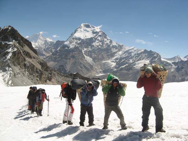 up to the high camp 5800 meter