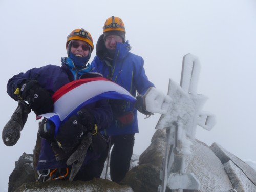 op de top van de Illinizia Northe 5.126 meter